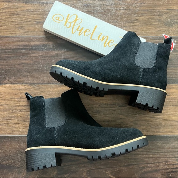 Blondo Matilda Waterproof Lug Sole Boots NWT - Picture 2 of 9